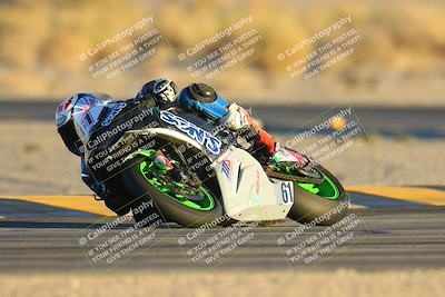 media/Nov-17-2024-CVMA (Sun) [[1fec520723]]/Race 18-Supersport Middleweight/